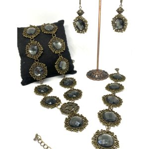 parure-3-pieces-bracelet-collier-sautoir-et-bo-baroque