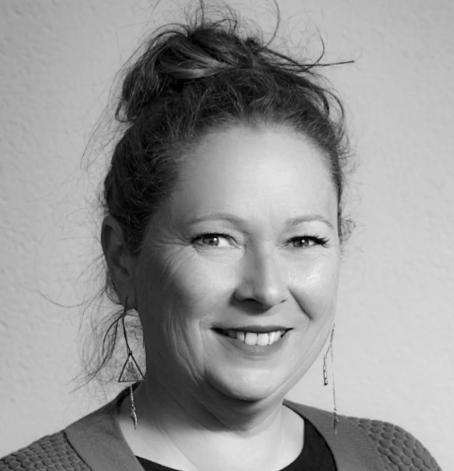 Fabienne, créatrice des bijoux Foebecrea